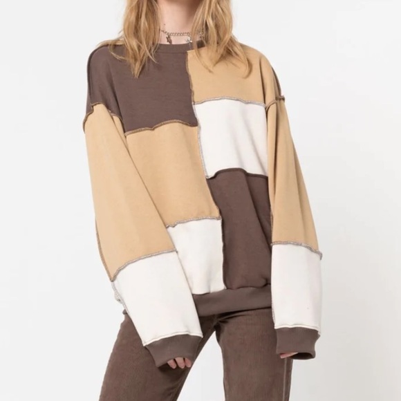 ♥︎ Minga London Patchwork Contrast Sweater ♥︎ - Picture 1 of 5